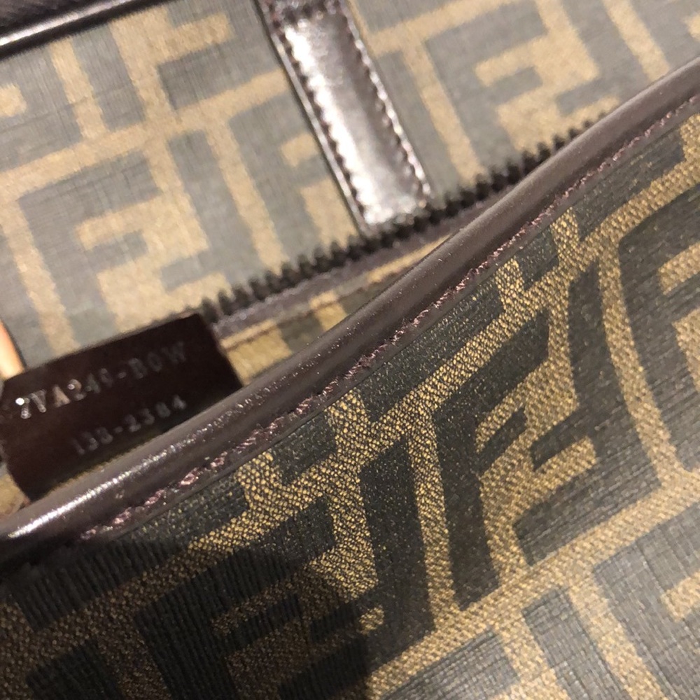 ❤️SOLD❤️🎉HP🎉 FENDI bag FF Business bag - Picture 11 of 13